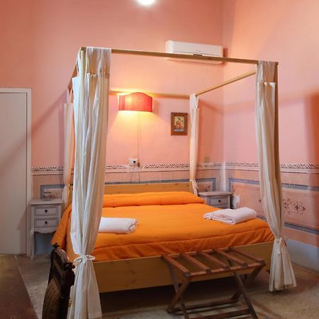 B&B Dimora Muzio And Restaurant Gallipoli Quarto foto
